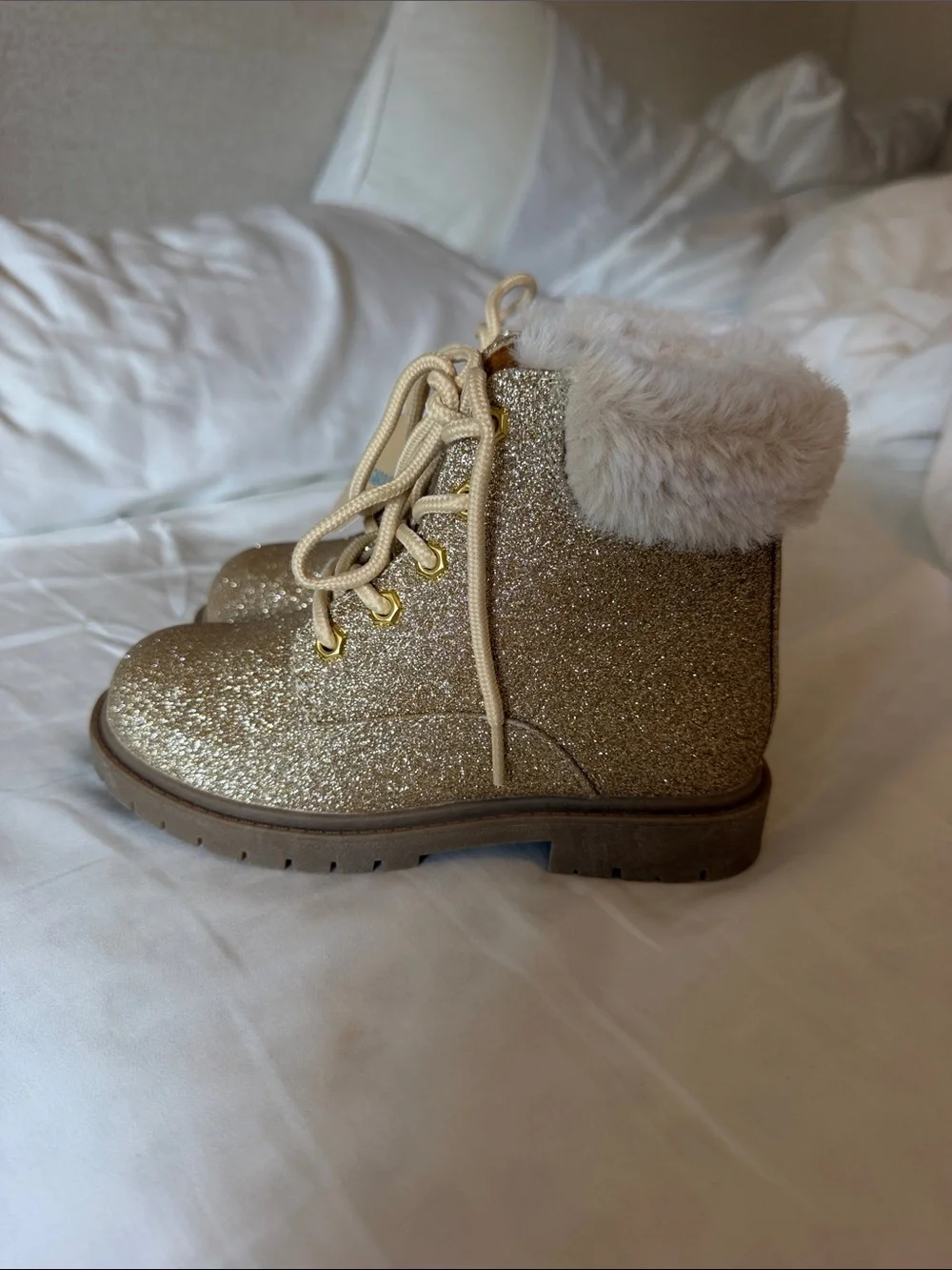 Thereabouts Gold Glitter Lace-Up Kids Winter Boots with Faux-Fur size 11